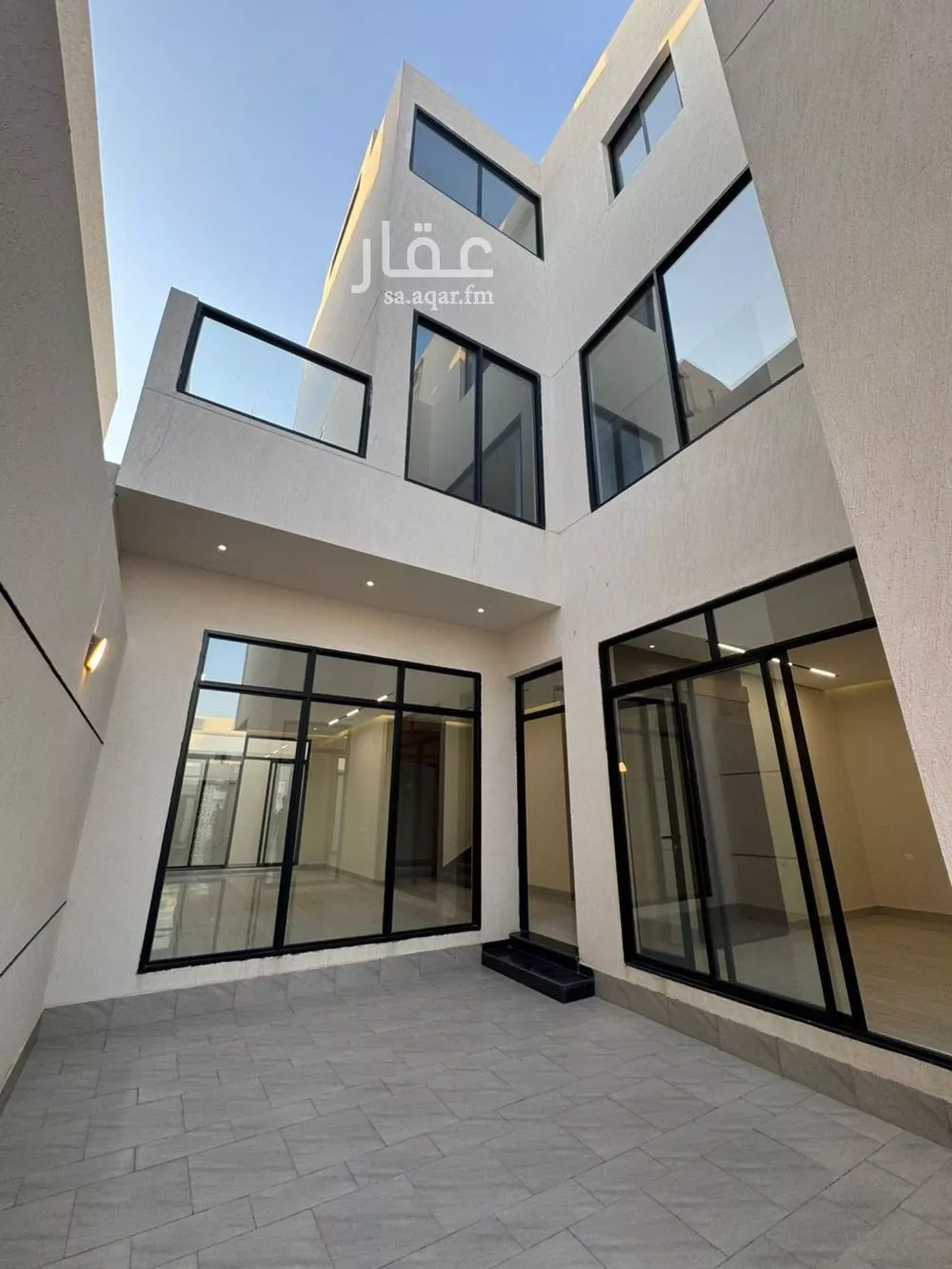 فيلا 5 غرف في النرجس 5