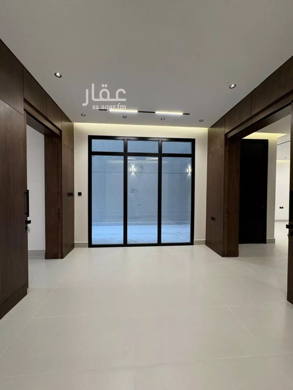 فيلا 5 غرف في النرجس 4