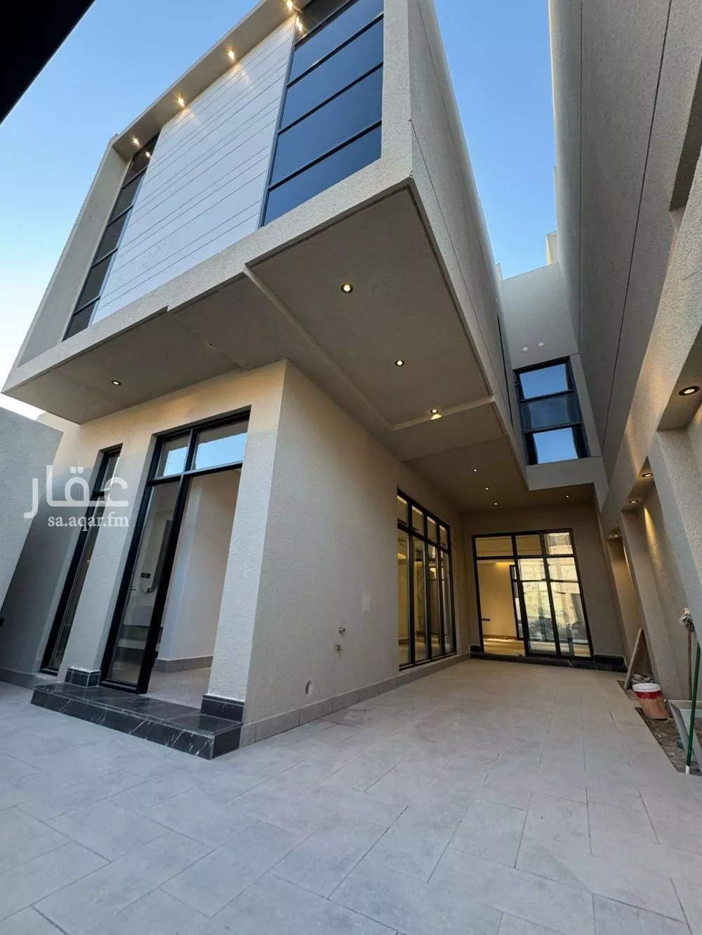 فيلا 5 غرف في النرجس 2