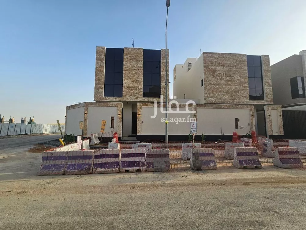 فيلا 5 غرف في النرجس 1