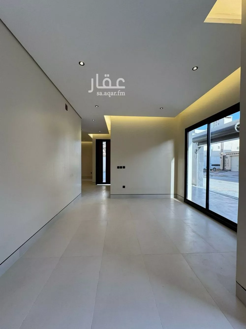 فيلا 5 غرف في العارض 4