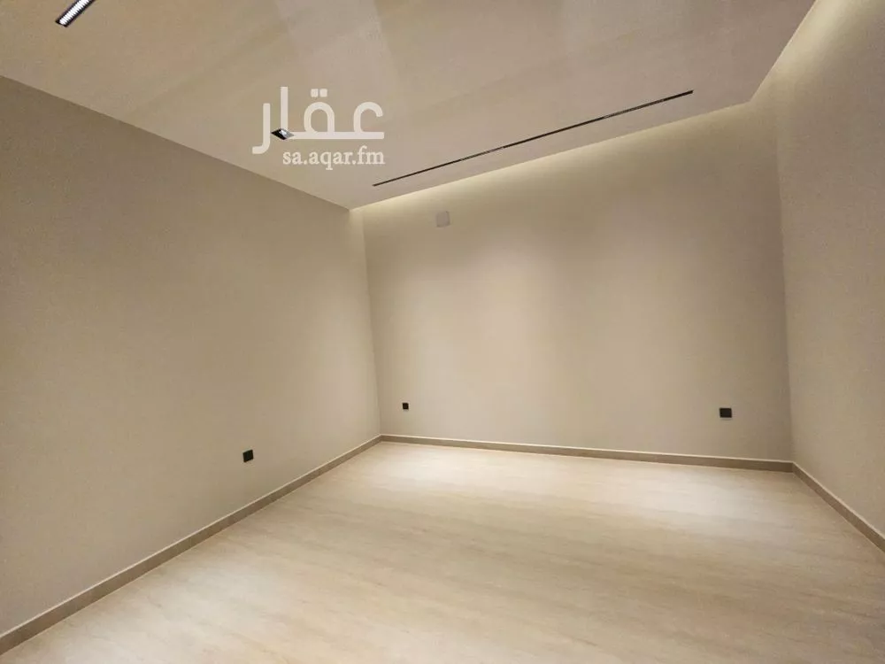 فيلا 5 غرف في العارض 5