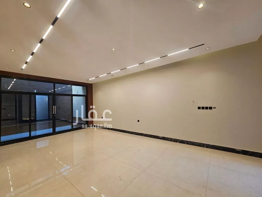 فيلا 5 غرف في النرجس 4