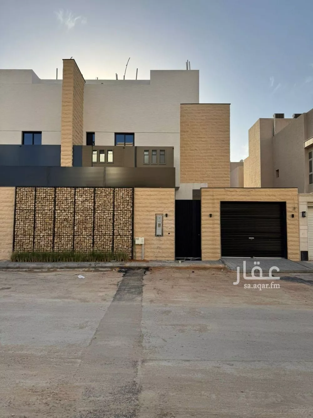 فيلا 5 غرف في العارض 3