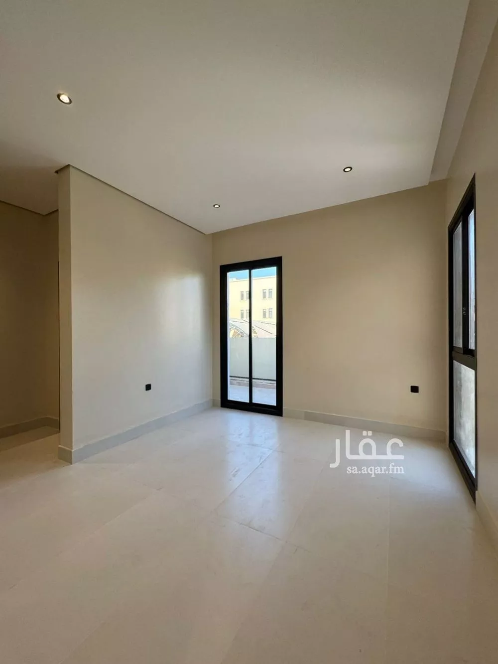 5 bedroom villa in Al Aridh 4