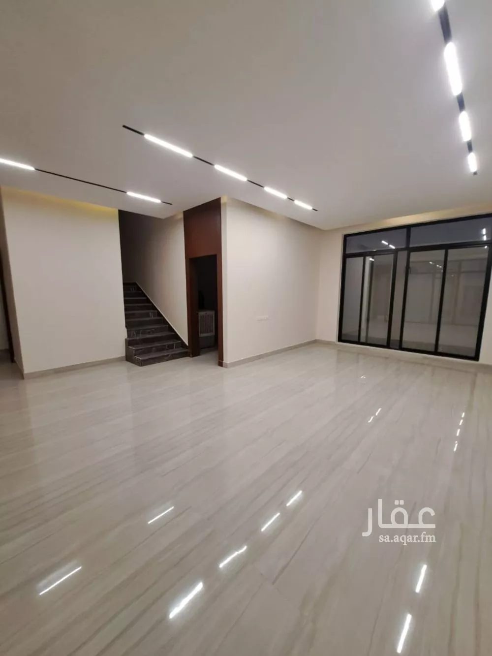 فيلا 5 غرف في النرجس 5