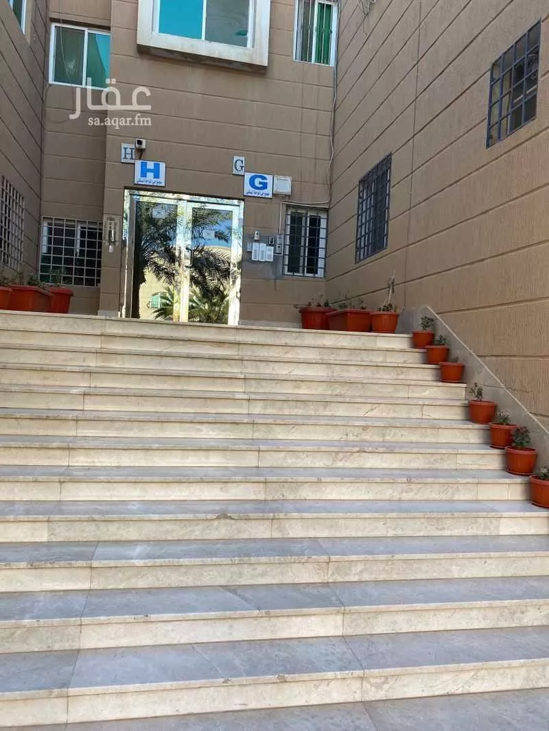 3 bedroom apartment in King Abdullah, Riyadh 15