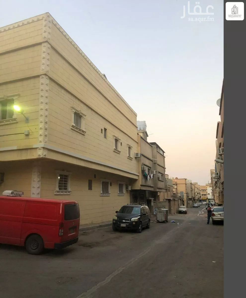 عمارة 270 م² في منفوحة 5