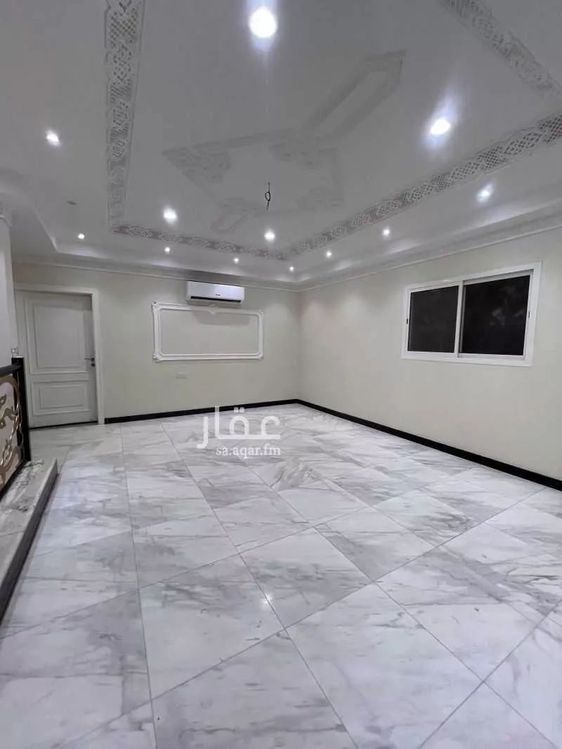 فيلا 8 غرف في المونسية 5