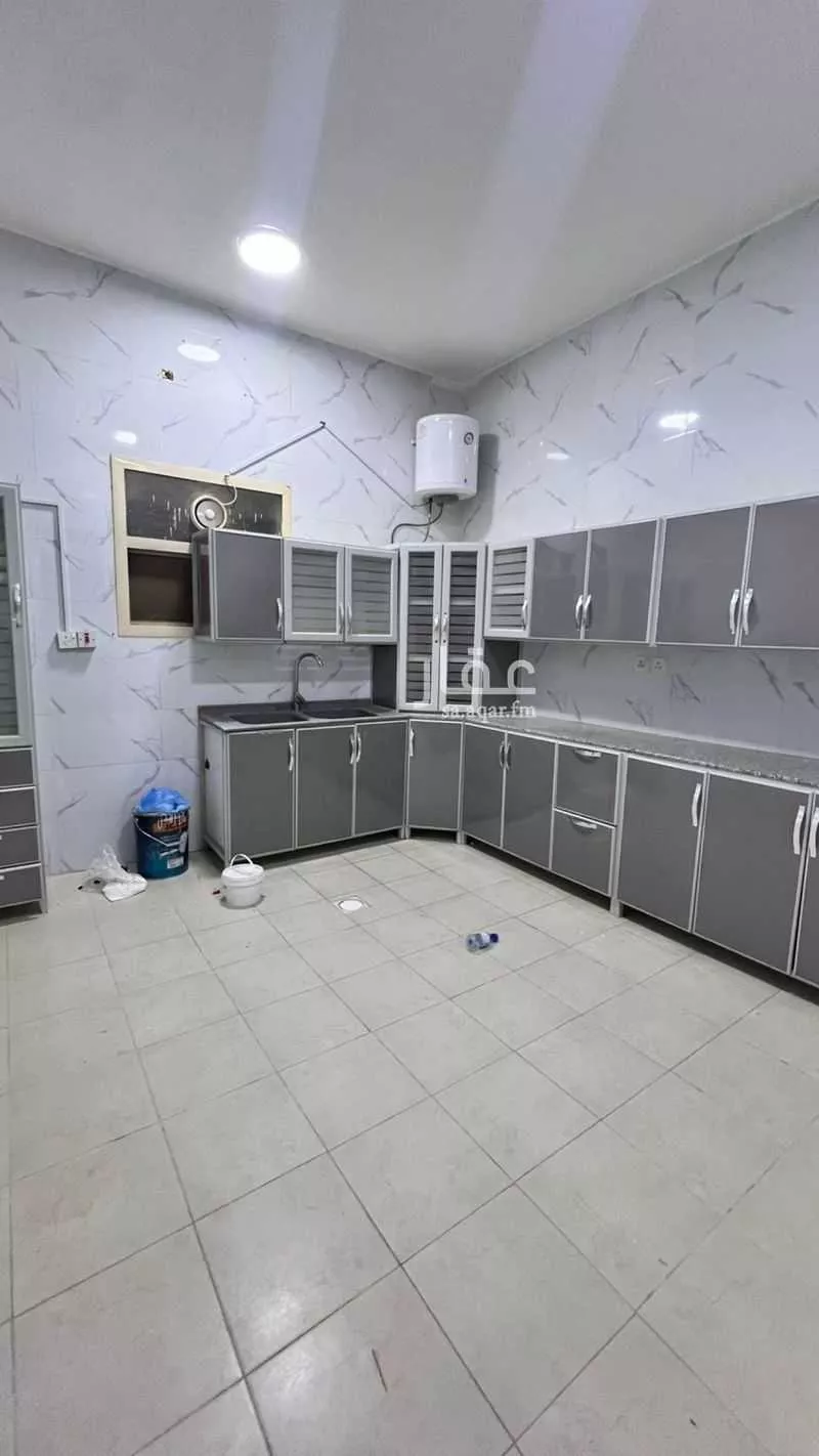 3 bedroom apartment in Al Munsiyah 4