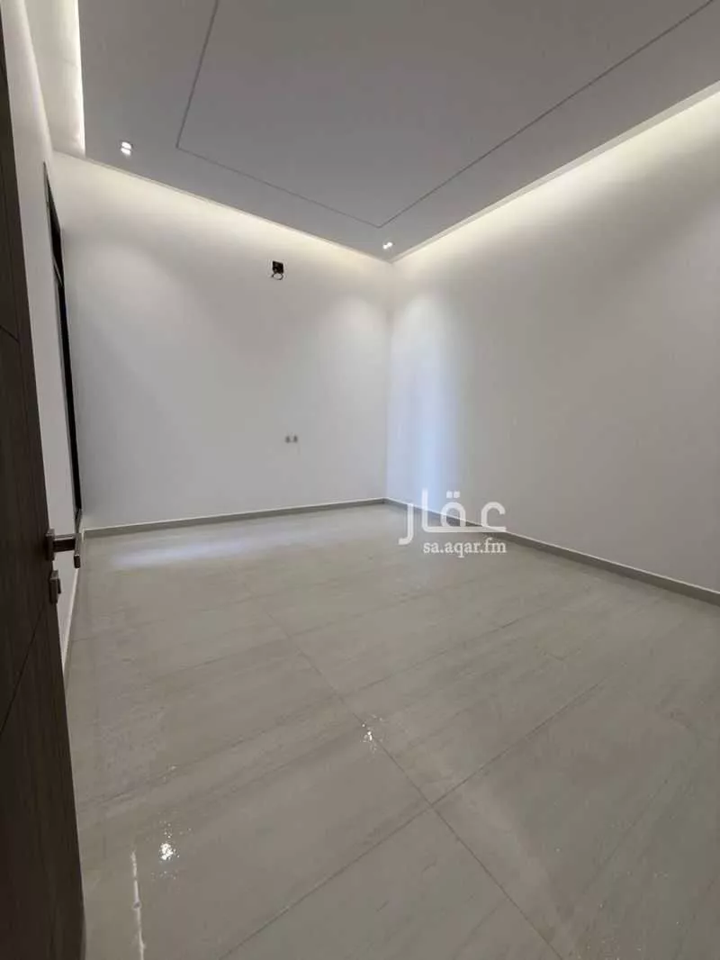 شقة 4 غرف في الرمال 5