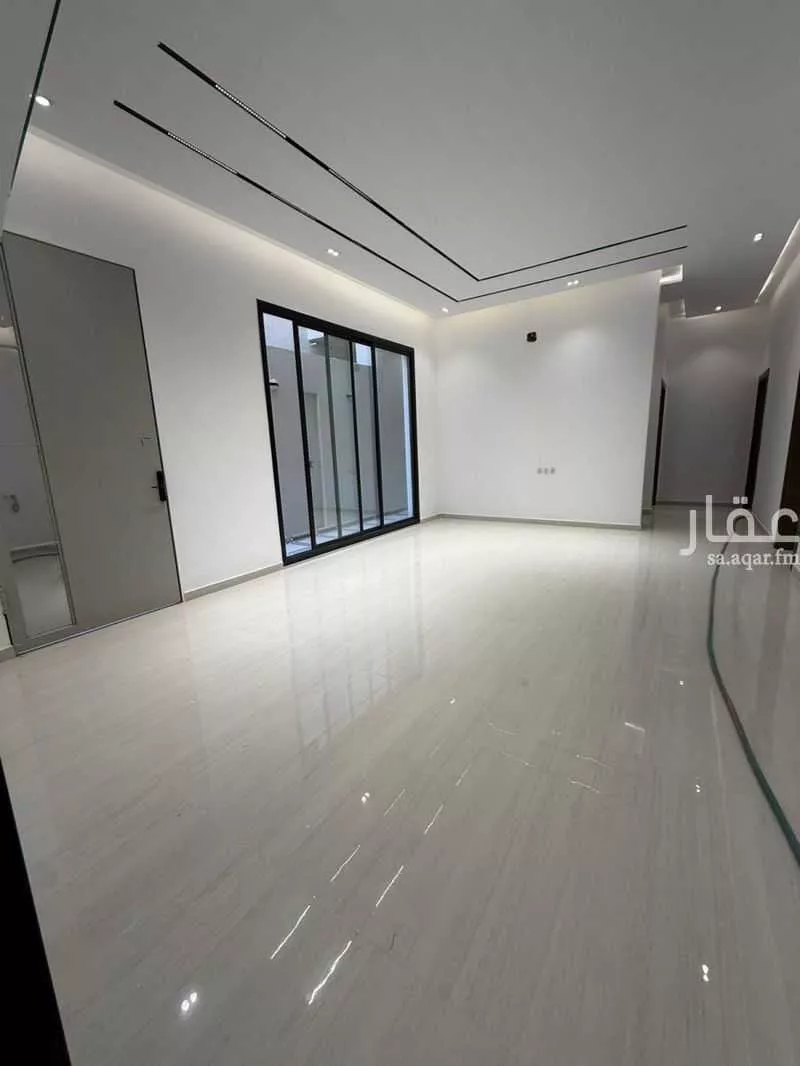 فيلا 8 غرف في الرمال 4