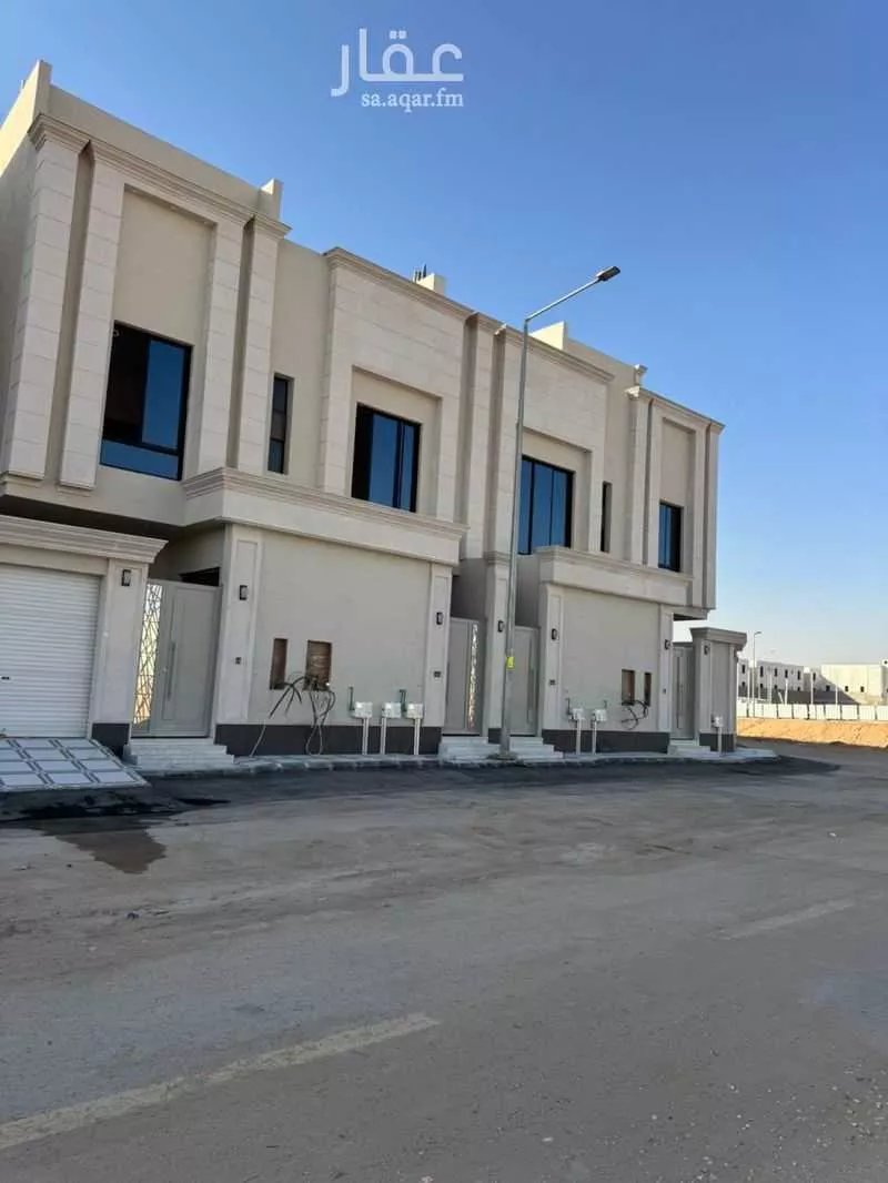 6 bedroom apartment in Al Rimal 4