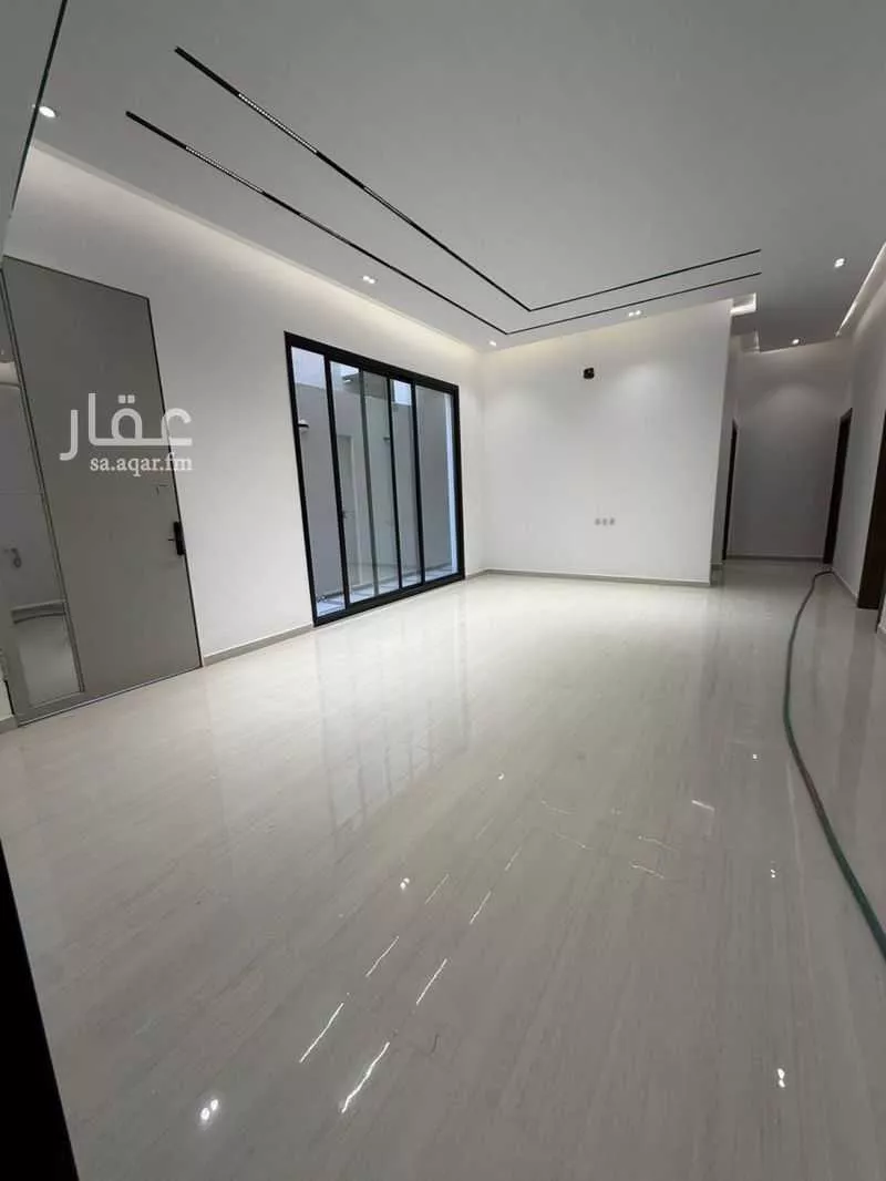 شقة 3 غرف في الرمال 4