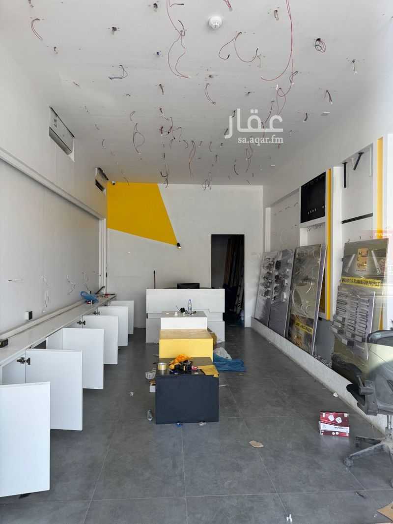 shop in Al Sahafah, Riyadh 2