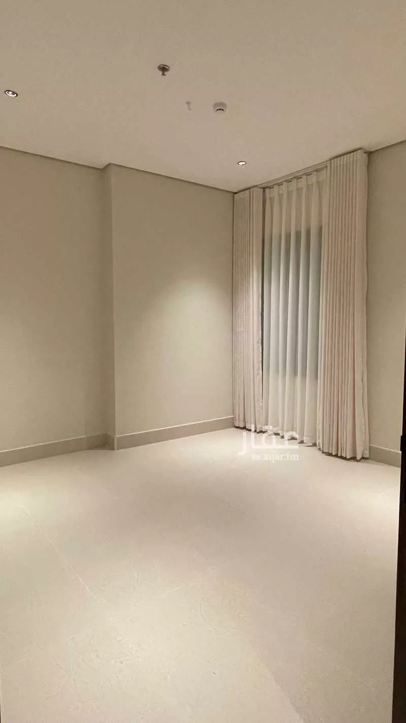 4 bedroom apartment in Ash Shati Al Gharbi, Eastern Province 4
