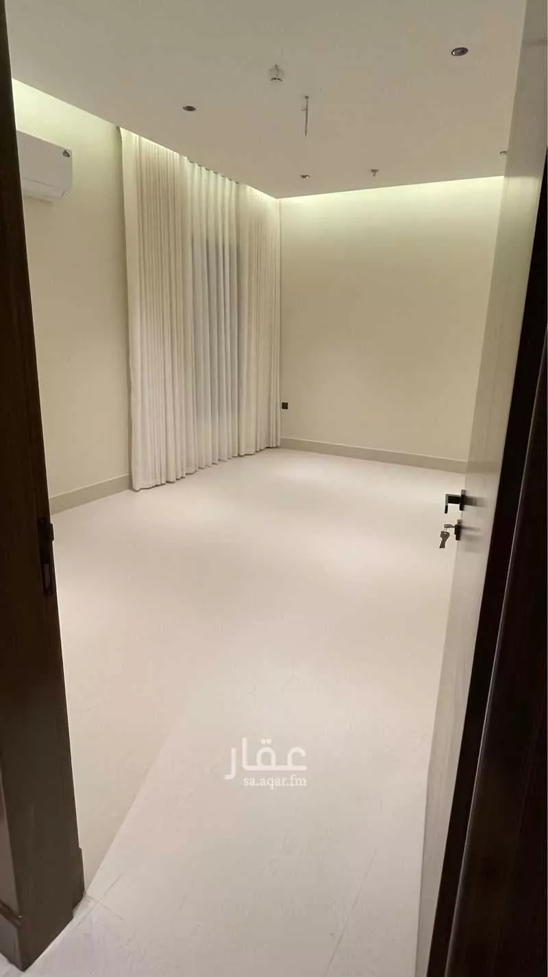 4 bedroom apartment in Ash Shati Al Gharbi, Eastern Province 10