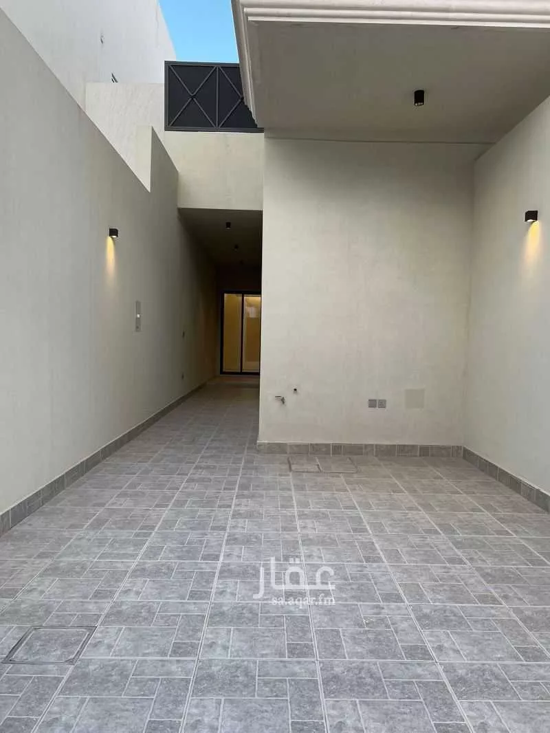 دور 3 غرف في العارض 2