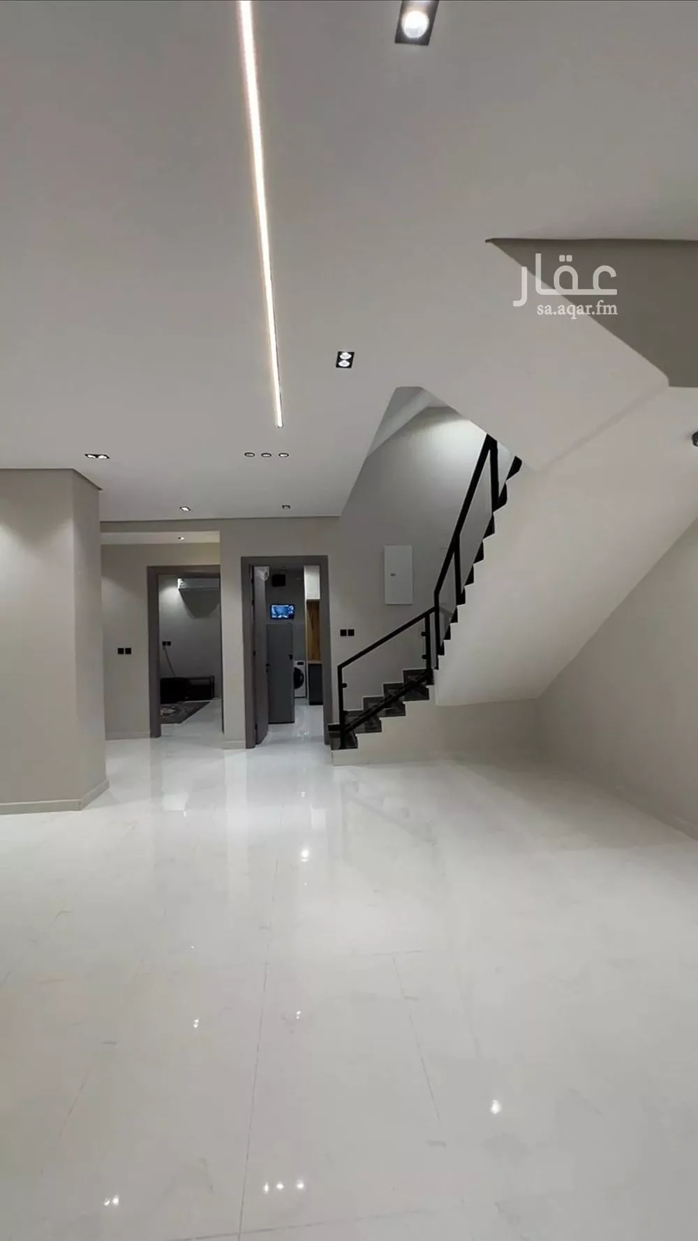 8 bedroom villa in Dahiat King Fahd 2