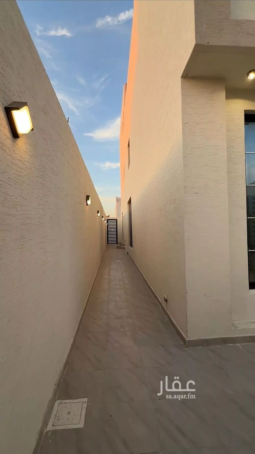 8 bedroom villa in Dahiat King Fahd 4