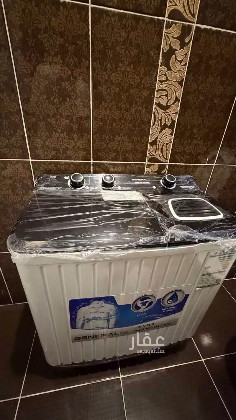 2 bedroom apartment in Al Rawdah 5