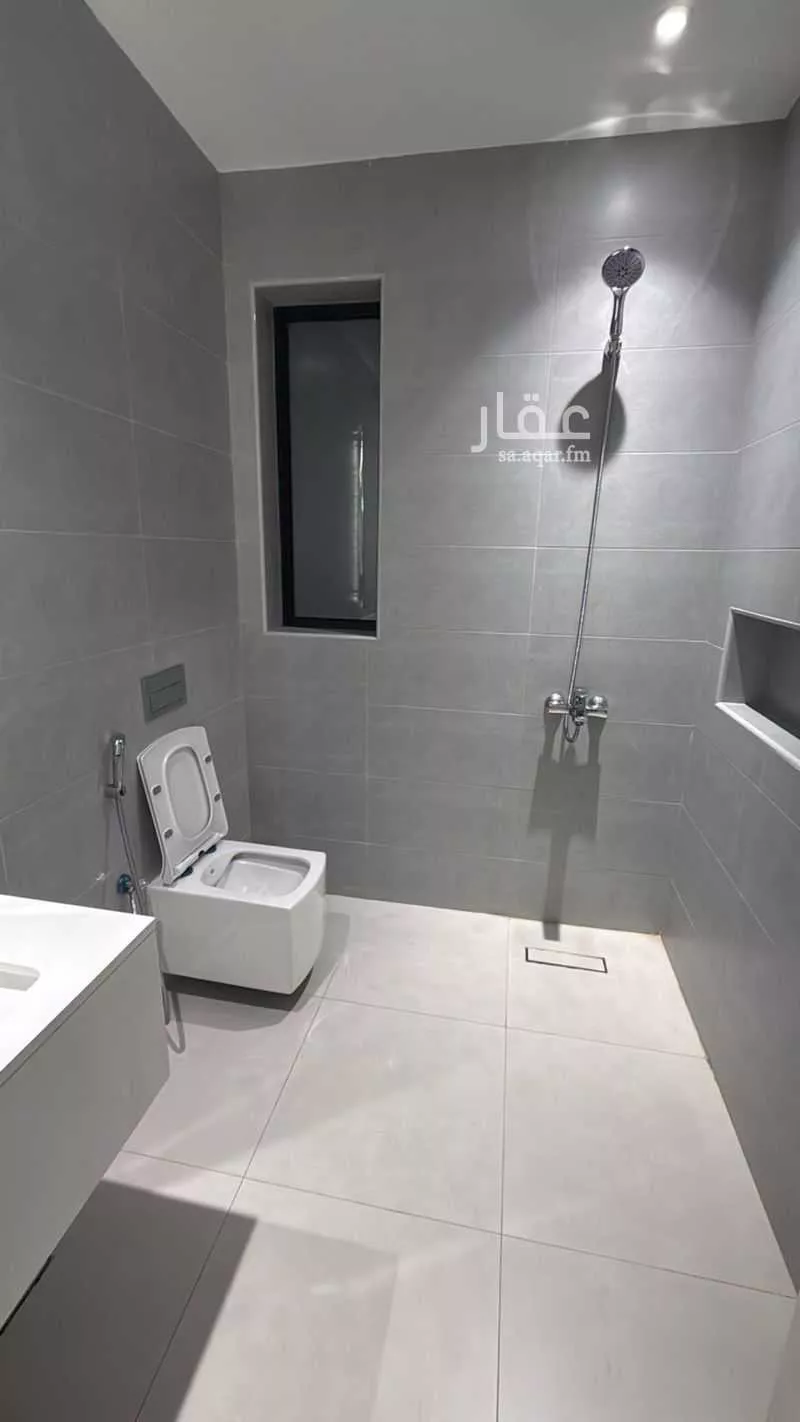 4 bedroom apartment in Al Bahr, Eastern Province 4