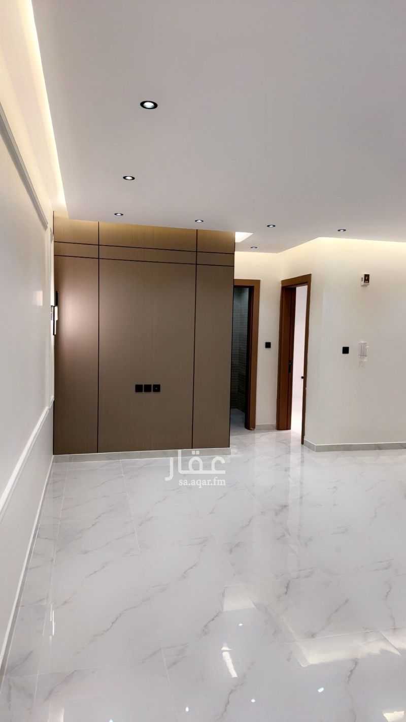 4 bedroom apartment in Ishbiliyah, Eastern Province 18