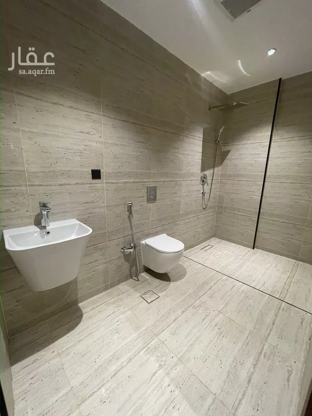 شقة 3 غرف في البحر، الدمام 4