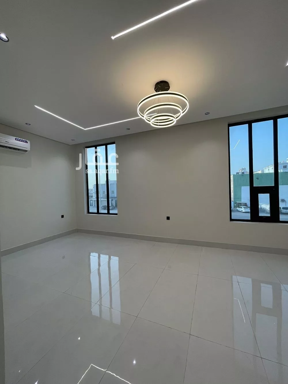 فيلا 6 غرف في طيبة 1