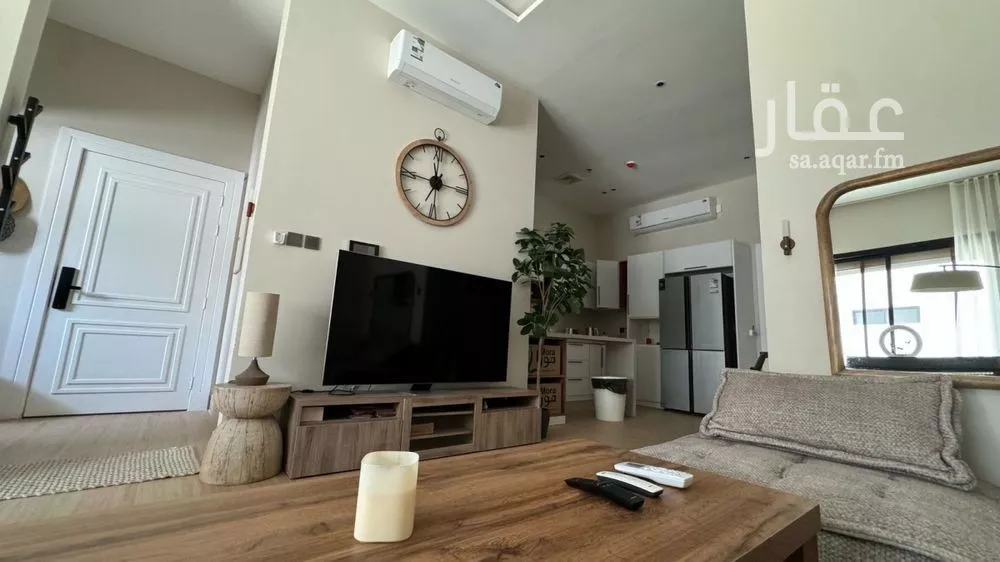 شقة 3 غرف في الحمرا 2