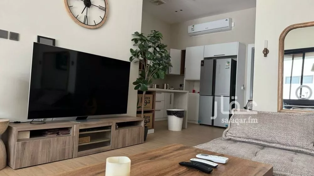 شقة 3 غرف في الحمرا 5