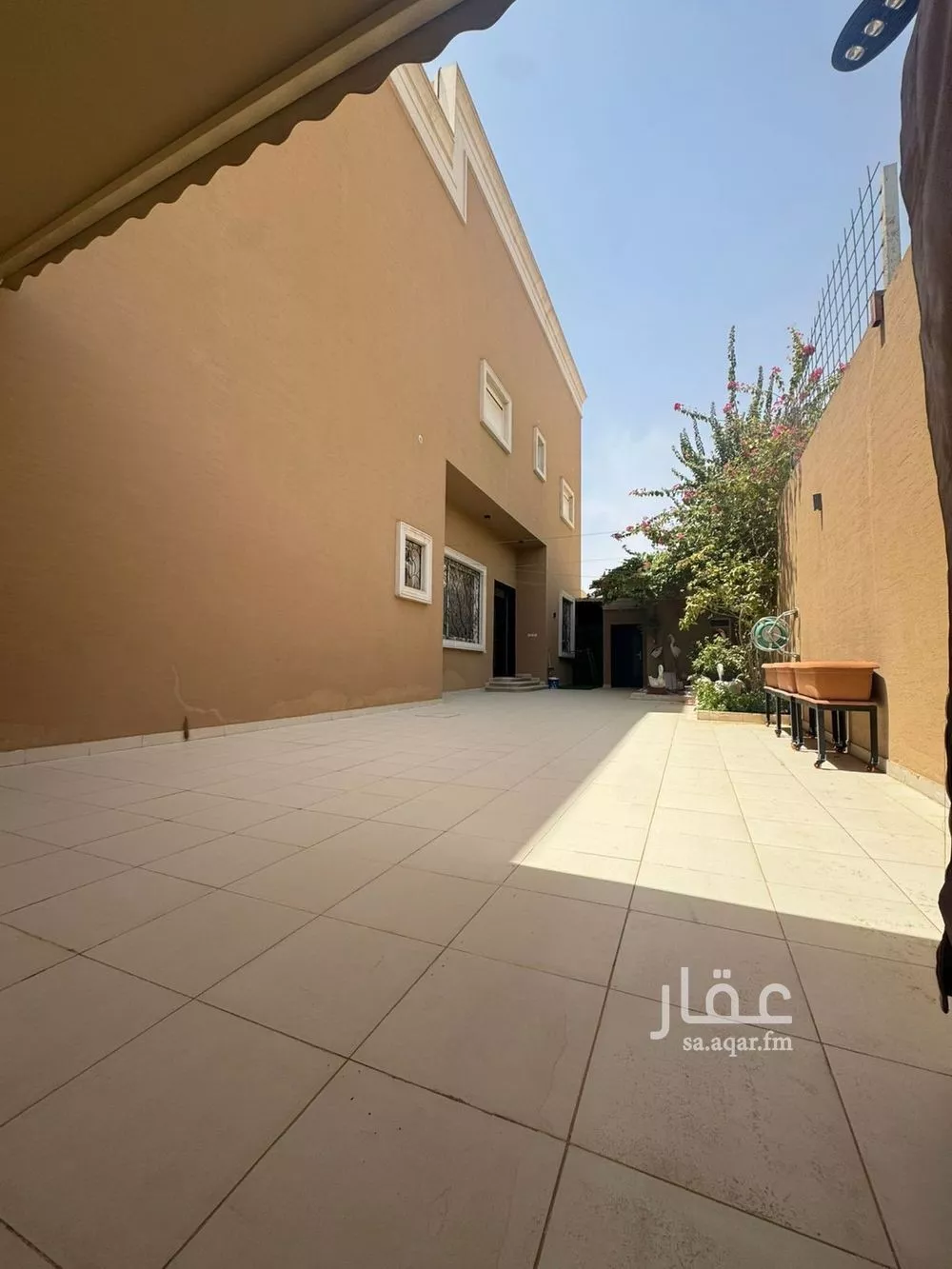 8 bedroom villa in Al Narjis 1