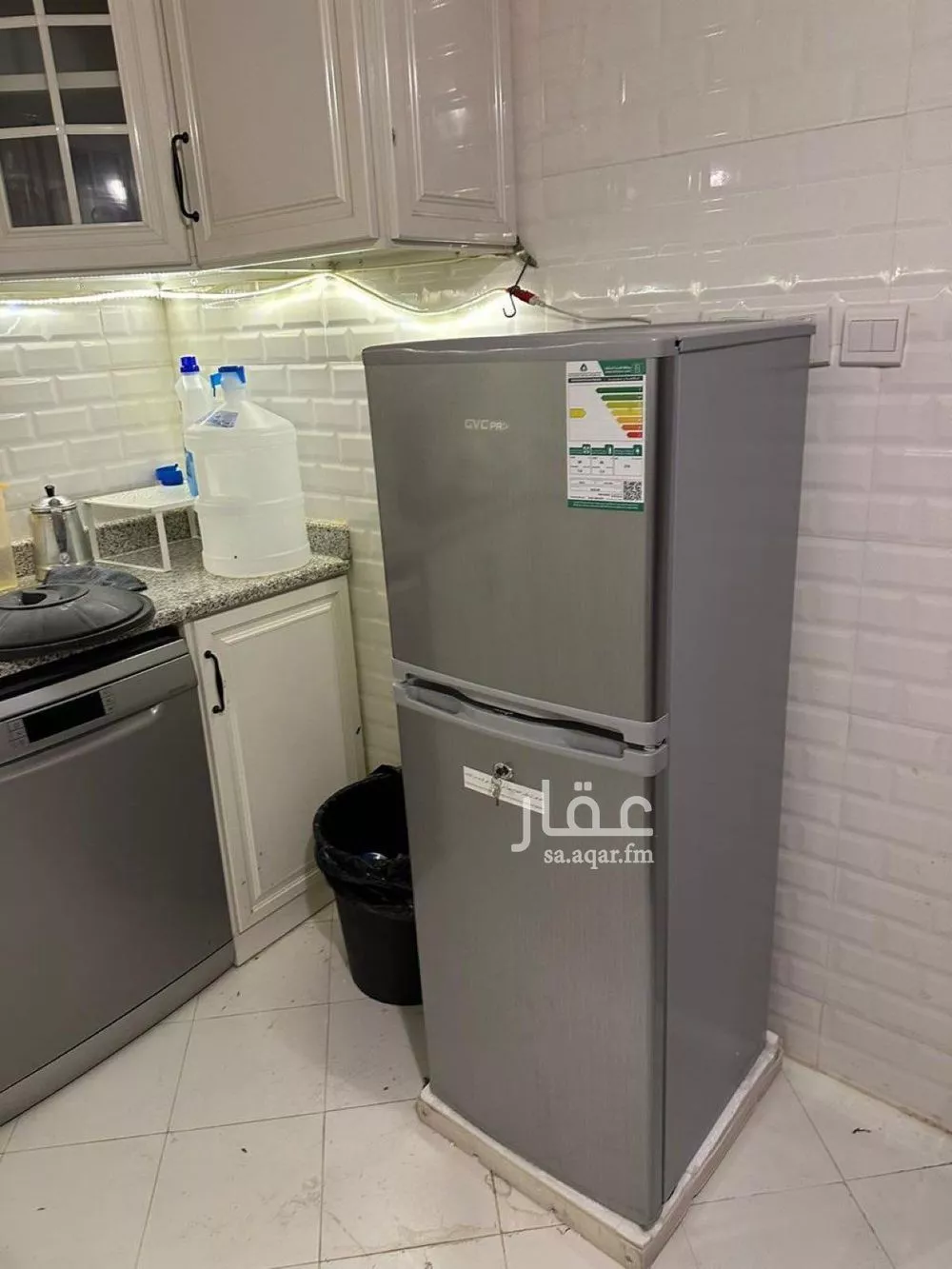 شقة 3 غرف في الملقا 5