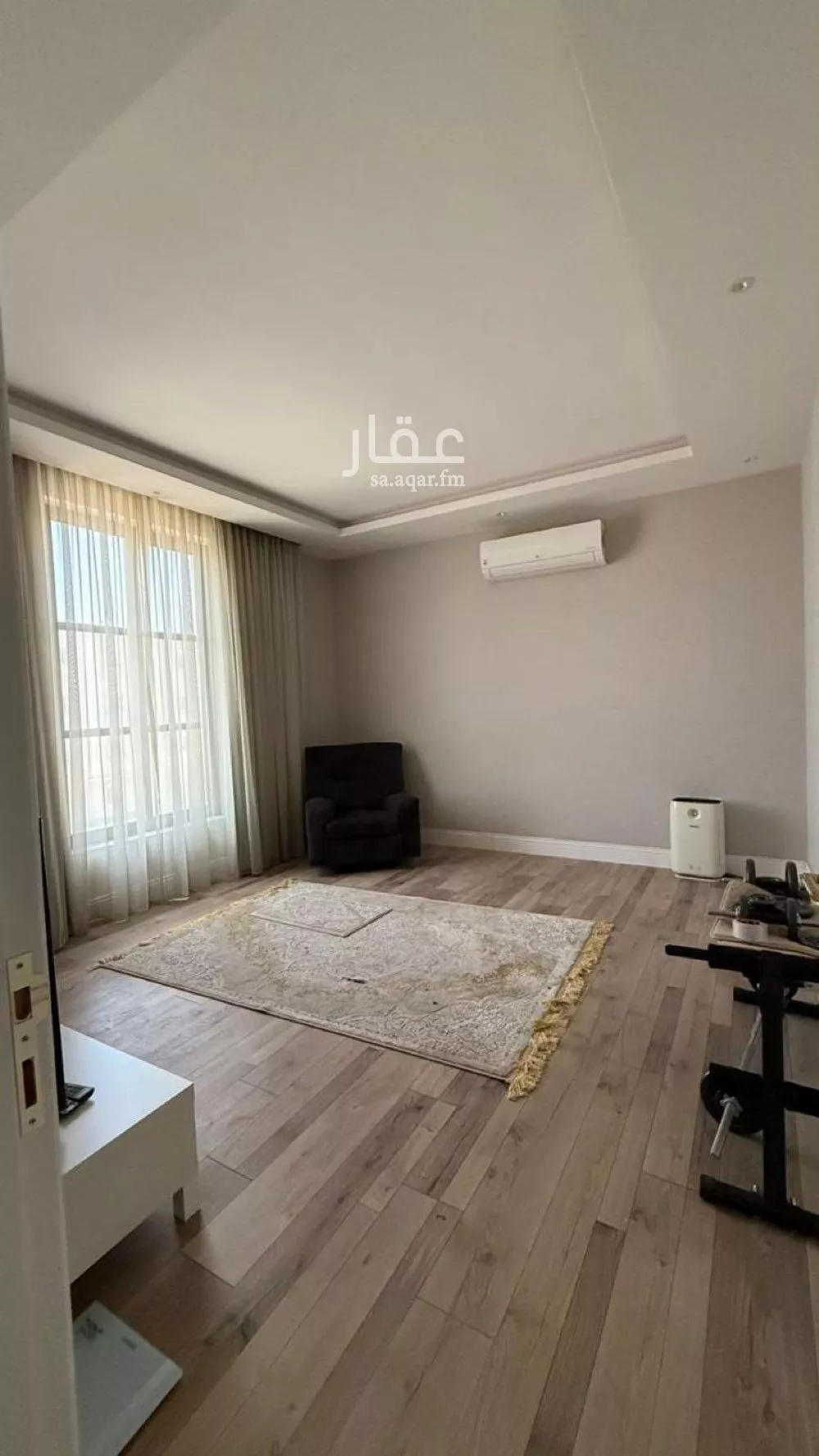 شقة 4 غرف في الملقا 2