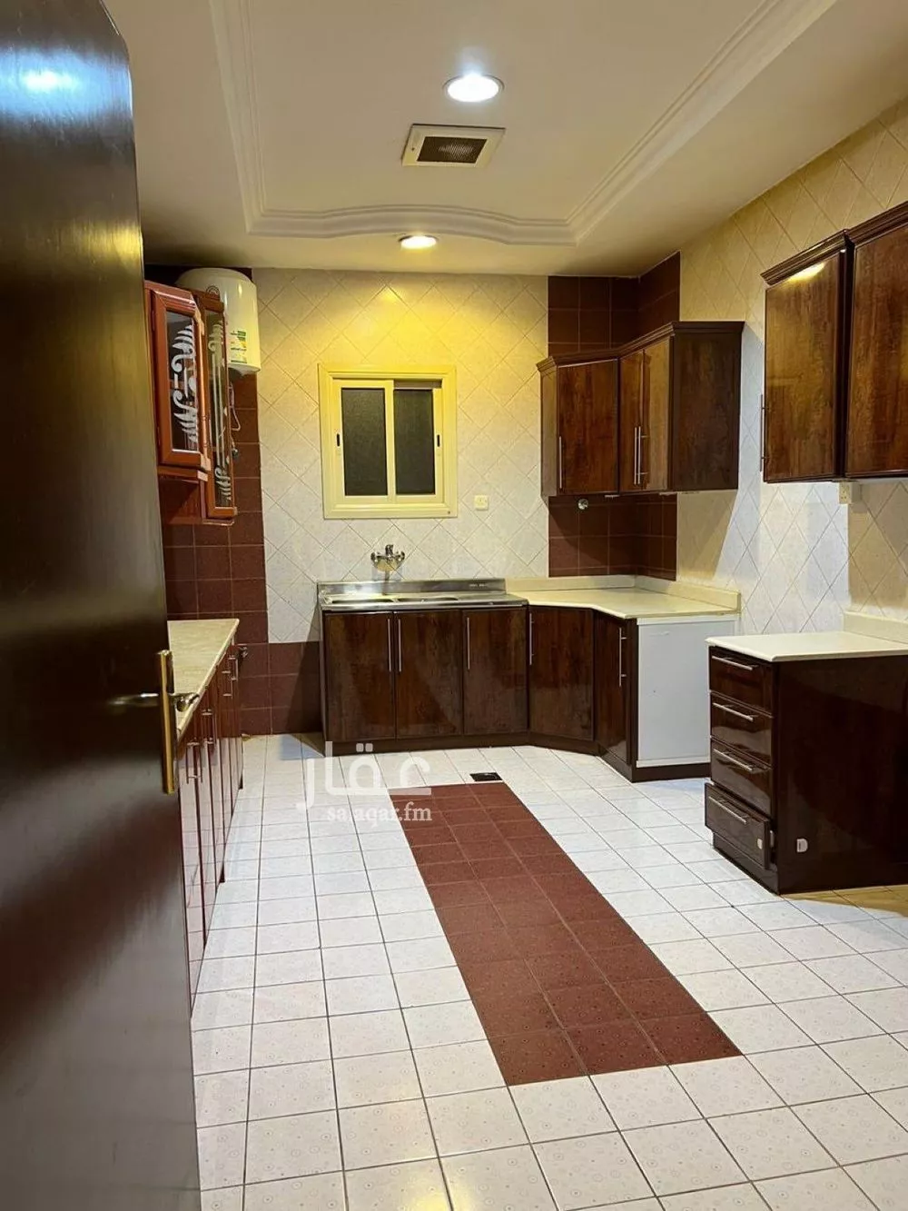 3 bedroom floor in Hittin 2