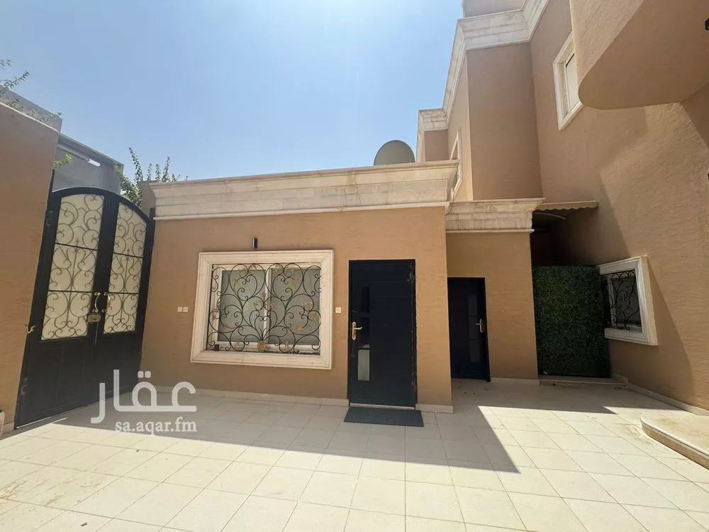 8 bedroom villa in Al Narjis 2