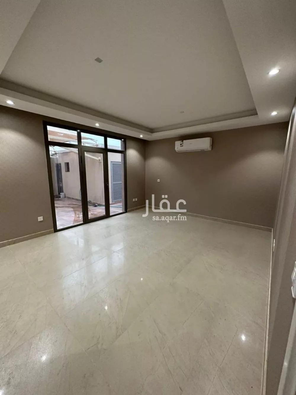 فيلا 7 غرف في الرمال 4