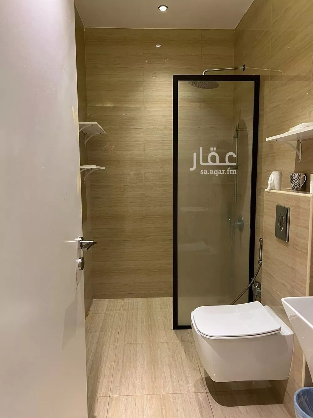 شقة 3 غرف في الملقا 3