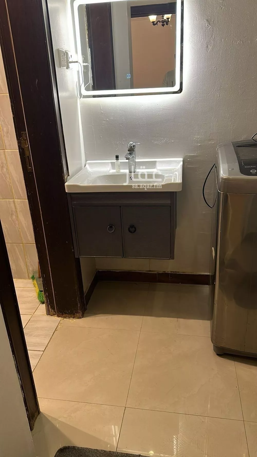 3 bedroom apartment in Al Malqa 5