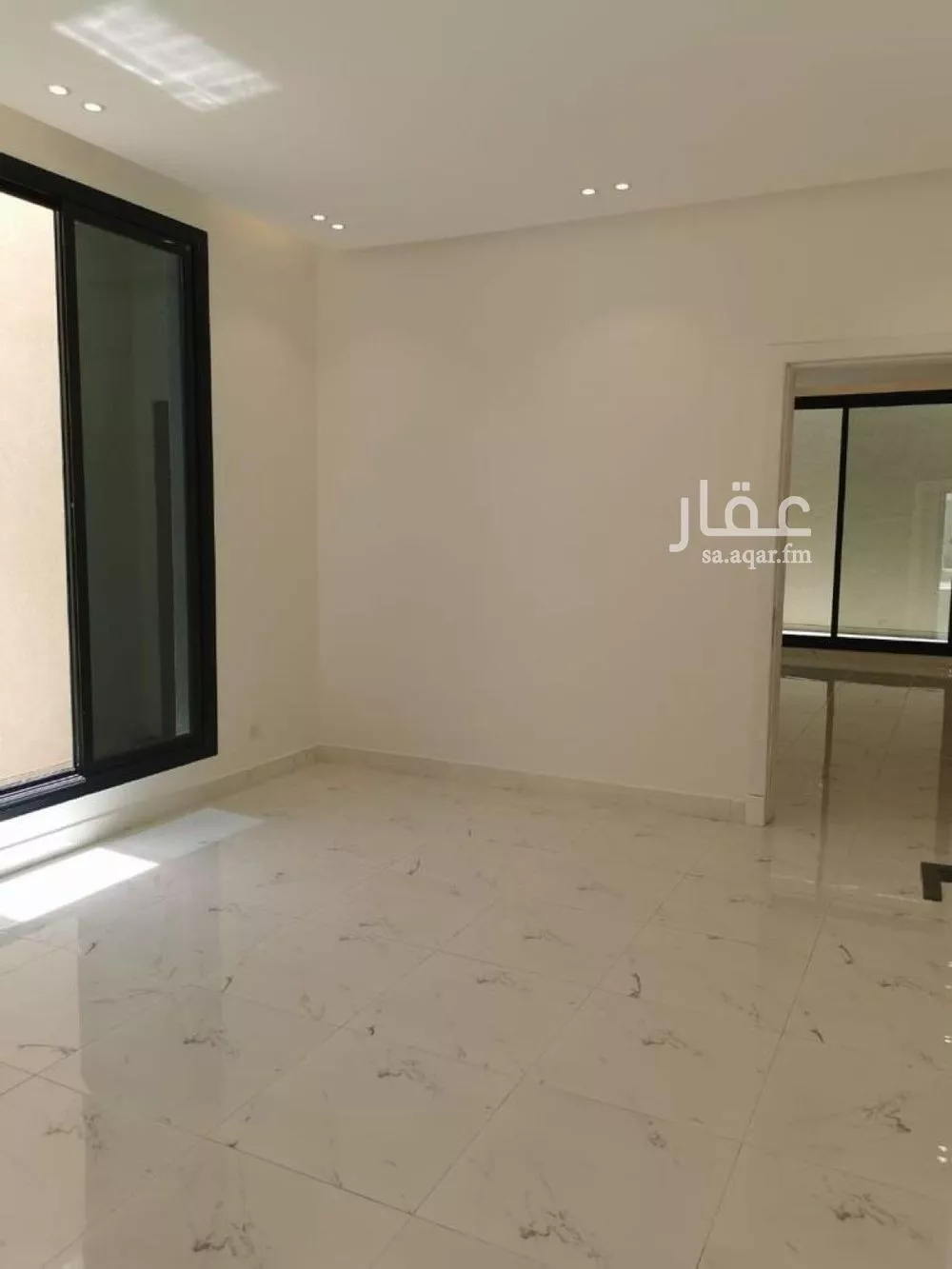 فيلا 7 غرف في العارض 4