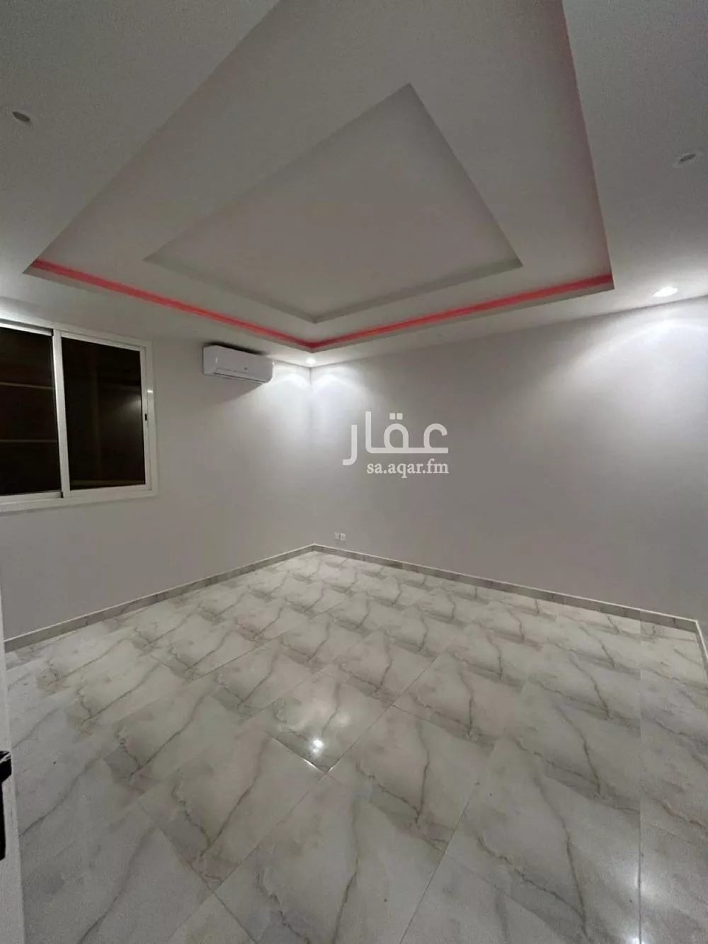 شقة 4 غرف في العارض 4