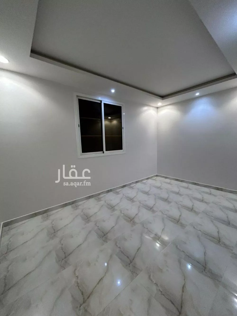 شقة 4 غرف في العارض 3