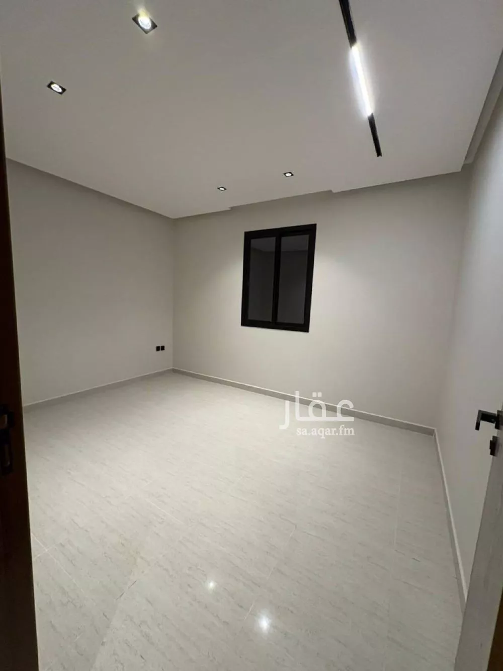 دور 4 غرف في الشرق 5