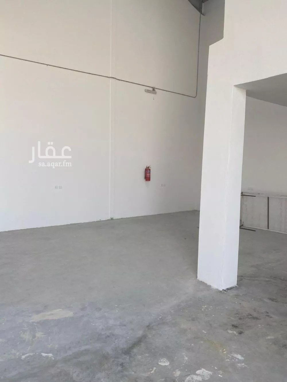 مستودع 400 م² في المصفاة 3