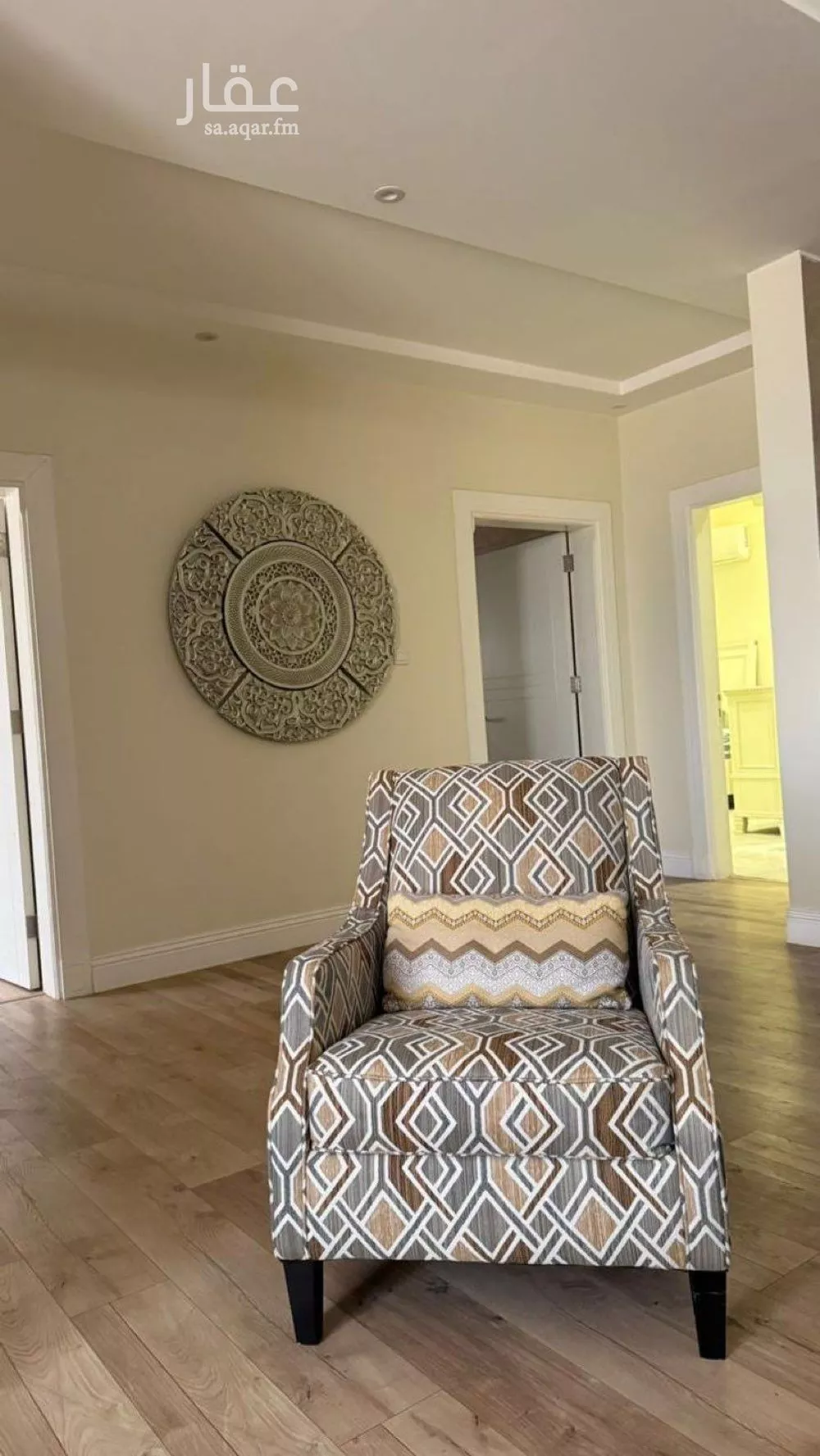 شقة 4 غرف في الملقا 4