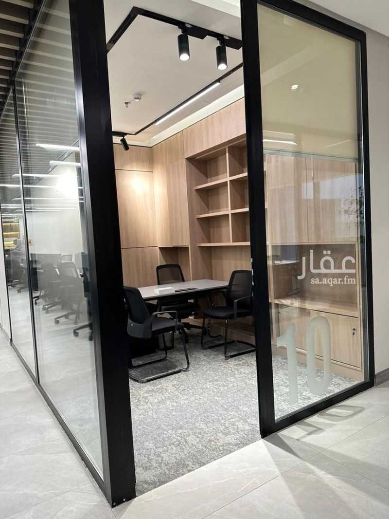20 bedroom office in Al Malqa, Riyadh 8