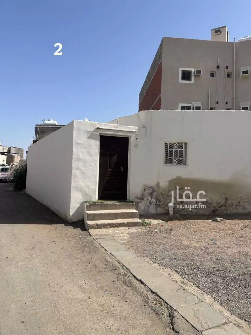 12 bedroom floor in Shathah 3