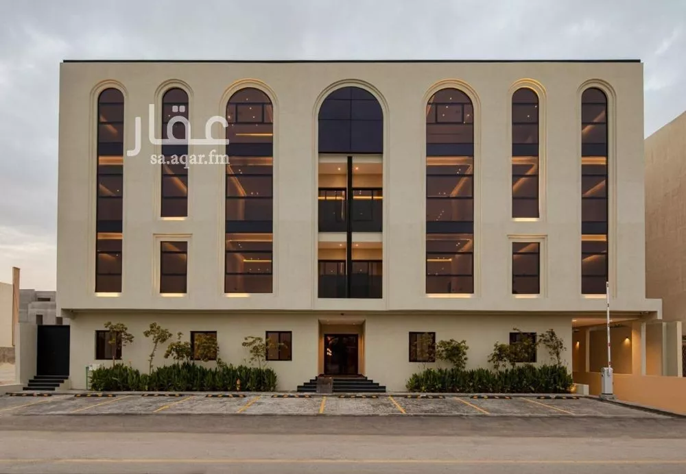 شقة 4 غرف في الملقا 1