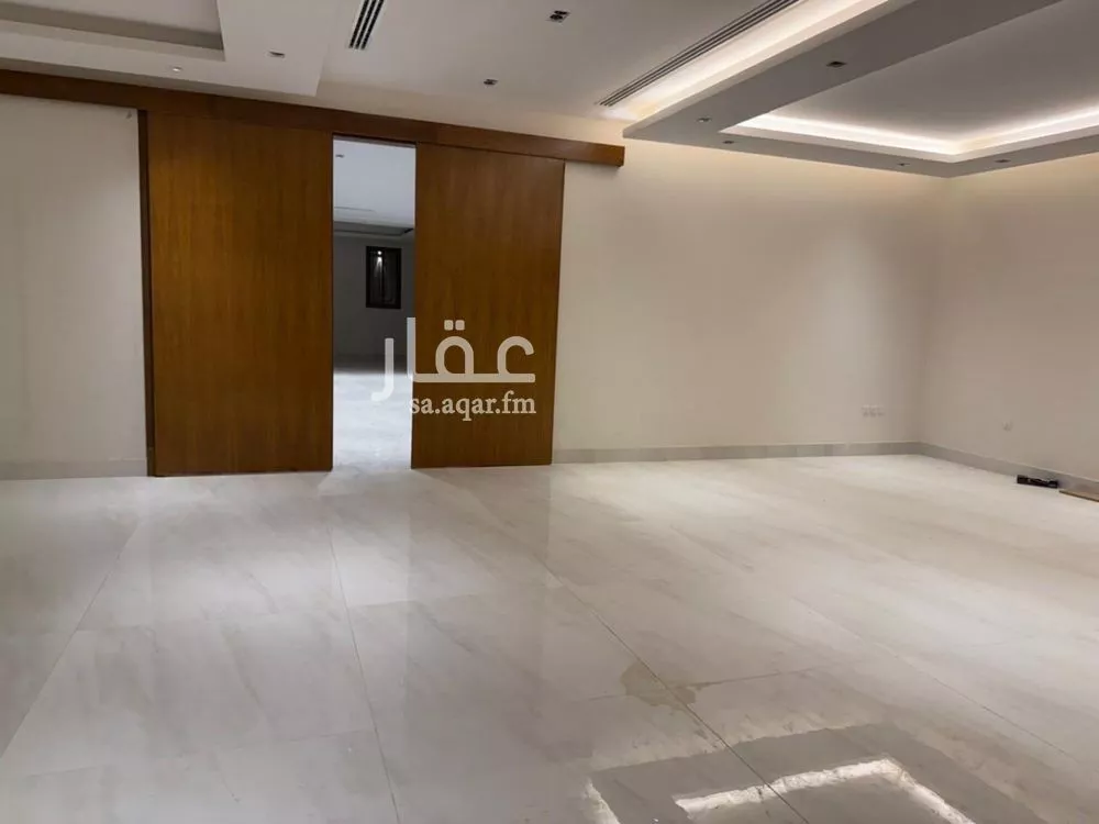 5 bedroom villa in Al Qairawan 5