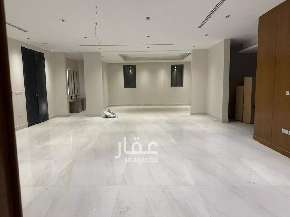 5 bedroom villa in Al Qairawan 3
